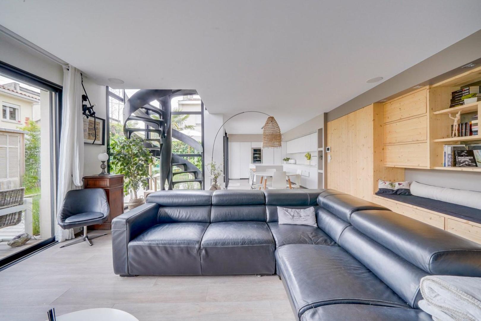 Spacious Bordeaux Family Home With Swimming Pool Eksteriør billede